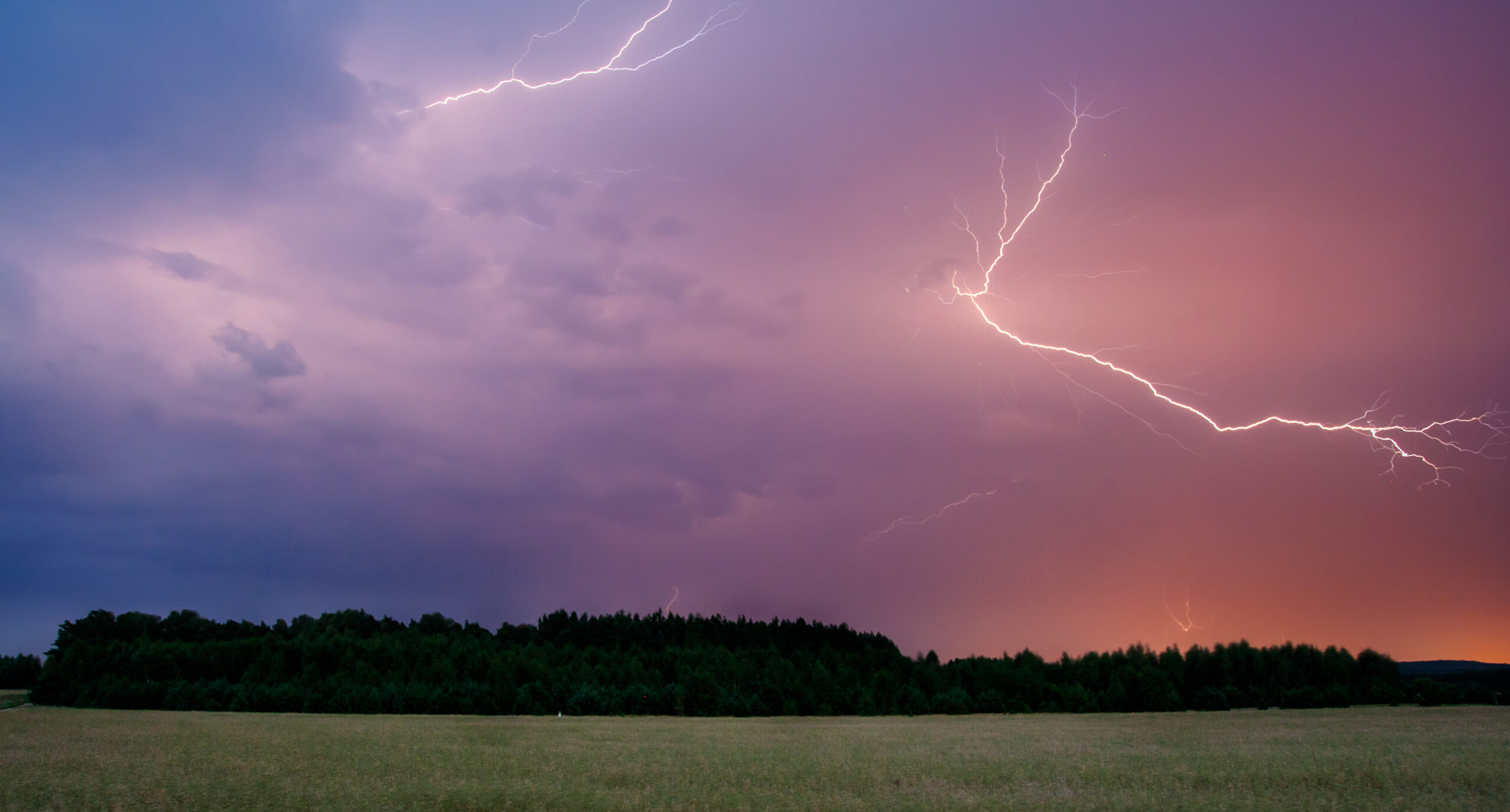 Lightning Detection System for Golf Courses